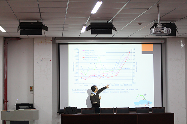 台湾中山大学李建强教授莅临威尼斯官网作学术讲座 台湾中山大学李建强教授莅临威尼斯官网作学术讲座